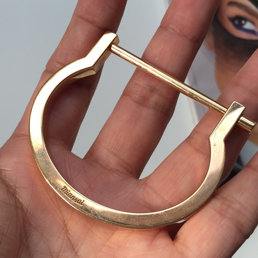 Miansai rose gold modern screw bracelet
